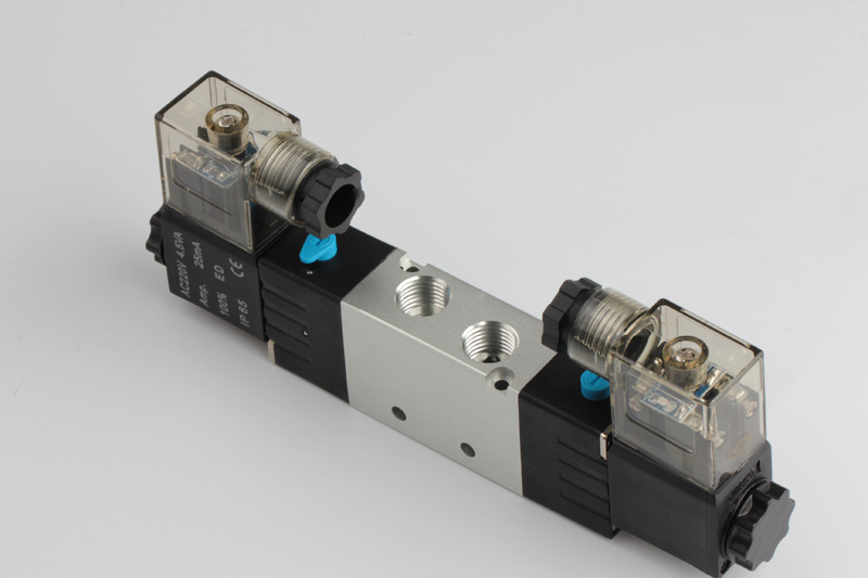 Double Head Directional Air Control Valve Supplier