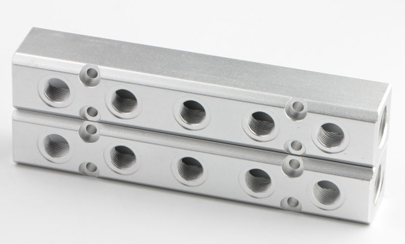 Xhnotion Five-Station Aluminum Pneumatic Manifold with 1/2''bspp Inlet, 1/4'' BSPP Outlet