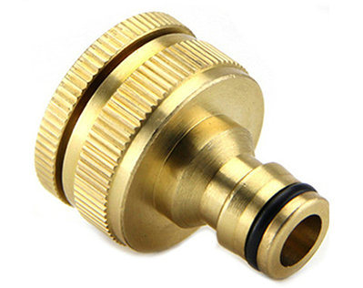 Brass Garden Fitting with 1/2 Plug